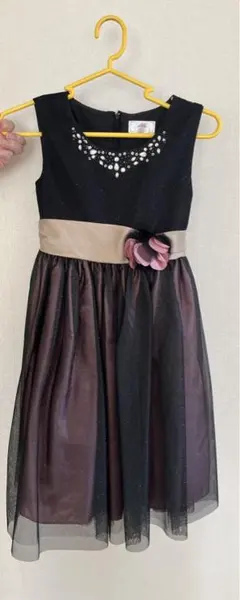 子供用ドレス 黒とワインレッド