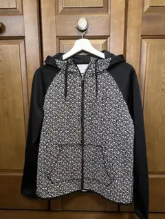 NIKE フード付きパーカー