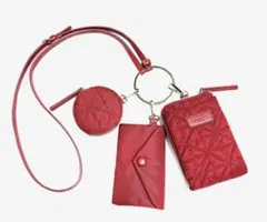 Y’SACCS リモンタ社製ナイロン使用3連キルティングポシェット