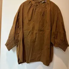 UNIQLO ギャザー袖ブラウス ブラウン　M