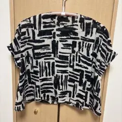 LAUTREAMONT⭐︎麻調ボイルプリントブラウスのサムネイル