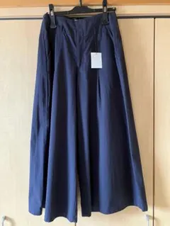 新品タグ付き ワイドパンツ キュロット　ネイビー フリーサイズ