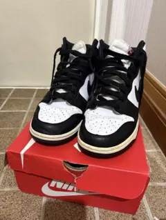 NIKE DUNK HIGH パンダダンク