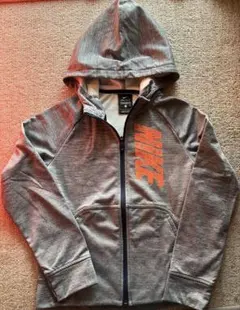 NIKEフード付き裏起毛キッズパーカー