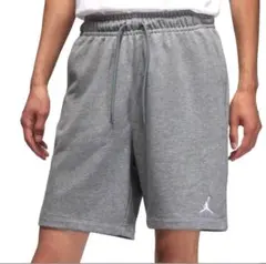 【新品】ジョーダン　エッセンシャル　ハーフパンツ　メンズ　グレー　М