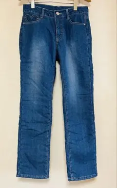 フリース裏地付きダークブルーストレートジーンズ