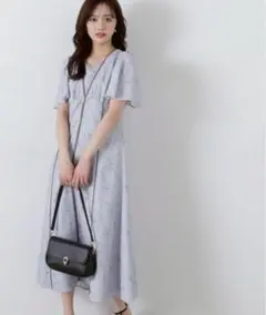 プロポーション ボディドレッシング 配色ライン花柄ワンピース