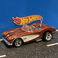 ホットウィール '58 シボレー コルベット クーペ 日本限定カラーのサムネイル