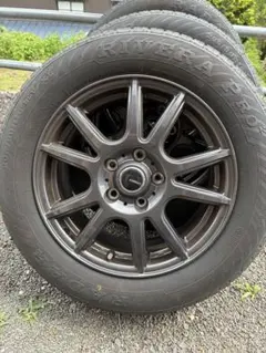 16インチ タイヤ ホイール 4本セット 205/60R16のサムネイル