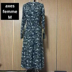 axes femme 黒地に花柄のロングシャツワンピース
