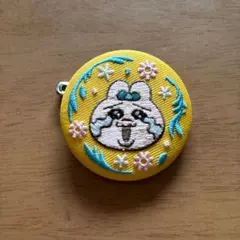 【美品】おぱんちゅうさぎ 缶バッジコレクション２　刺繍缶