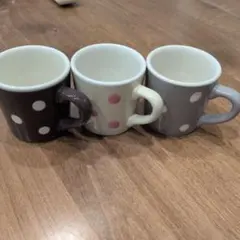 キャトルセゾン　水玉マグカップ３個セット