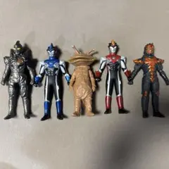 ウルトラマン ソフビ フィギュア 大量まとめ売り 怪獣 BANDAI 円谷プロ