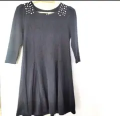 ブラックワンピース　ビジュー