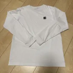 NORTH FACE ノースフェイスホワイト 長袖 Tシャツ ロゴパッチ付き