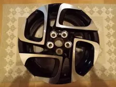 シエンタ純正ホイール　１本のサムネイル