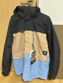 マウンテンパーカー 黒・ベージュ・水色