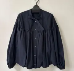 美品✨yori ヨリ リボン ツイード ブラウス ネイビー 長袖 プルオーバー 美品 23SS yori ヨリ バックリボンギャザー ロングスリーブ