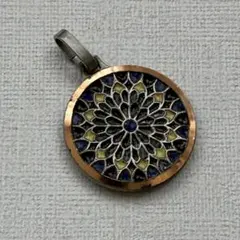 フランス　ノートルダム大聖堂 エマイユ ステンドグラス メダイ　ペンダントトップ