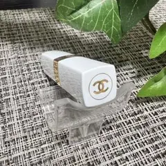 CHANEL ルージュ ココ ボーム 930 リップクリームのサムネイル