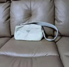 m*♡様 PRADA　プラダ　ナイロン　三角ロゴ　ショルダー　バッグ