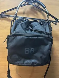 ショルダーバッグ