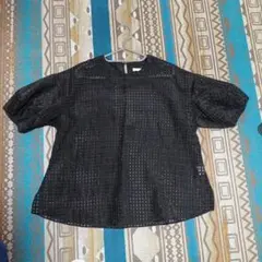 透かし編み バルーン袖 黒トップス