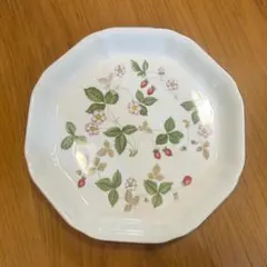 ウェッジウッドワイルドストロベリーオクタゴナルディッシュL24cm