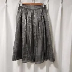 【URBAN RESEARCH】シャイニーギャザースカート　＊メタリックグレーのサムネイル