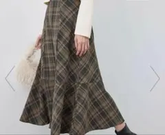 チェックスカート