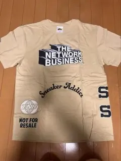 THE NETWORK BUSINESS Tシャツ ベージュのサムネイル