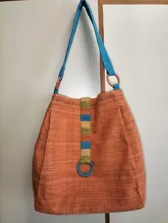 ショルダーバッグ　オレンジ　ベトナム製