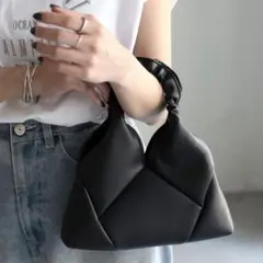 【美品】Riberry トライアングルミニバッグ ブラック