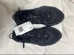 adidas OZWEEGO J ブラック 3.5 US