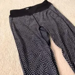UNIQLO 幾何学模様 ヨガフィットネスウェア S エアリズム
