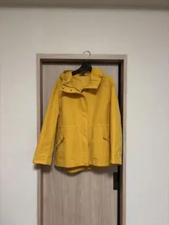 ユーティリティパーカ