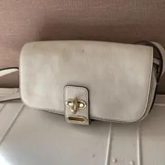TILA MARCH ティラマーチ　レザー　ショルダーバッグ　ホワイトのサムネイル