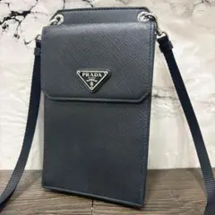 PRADA スマホショルダーバッグ ブラック 極美品 - メルカリ