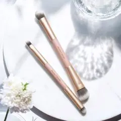 美的 2025年10月号付録 吉田朱里 プロデュース メイク上達ブラシ アカリン