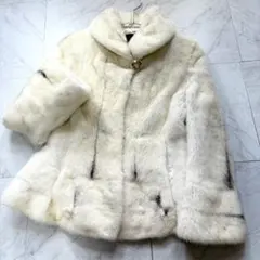EMBA ロシアンセーブル ケープ ポンチョ 美品 - メルカリ