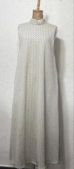 APUPIL ノースリーブロングワンピース　S 美品のサムネイル
