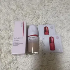 資生堂 エッセンススキングロウファンデーション 220