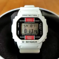 未使用カシオG-SHOCKDW-5700SF-1JRSneakerFreaker 未使用カシオG-SHOCKDW-5700SF-1JRSneakerFreaker - メルカリ