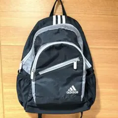 adidas アディダス黒リュックストライプデザイン ブラック/グレー