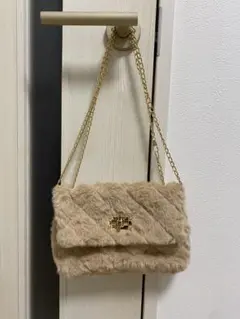 SHEIN ベージュ ファー キルティング ショルダーバッグ