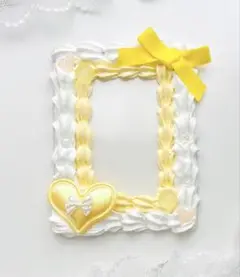 ホイップデコ　B8硬質トレカケース　白　黄色