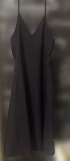 GUフレアキャミソールワンピース　黒　Mサイズ