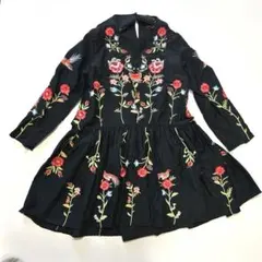 春ワンピ＊ZARA 刺繍 花柄 エスニック 黒 チュニック 綺麗 華やかM
