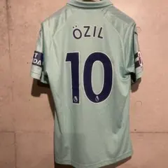 エジル ユニフォーム アーセナル 13/14 AWAY - メルカリ