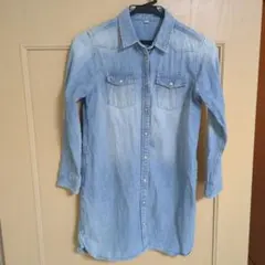 無印良品　シャツロング丈 デニム地　ライトブルー　140